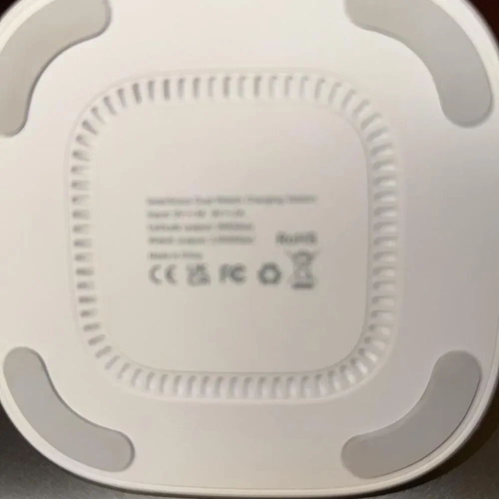 SwanScout White Wireless Charger